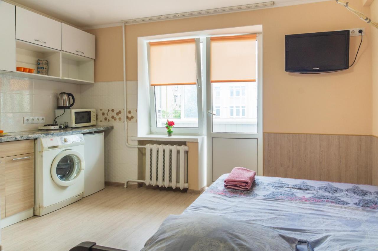 1 Комнатная Квартира По Улице Предславинская, 12 Kiev Exteriör bild